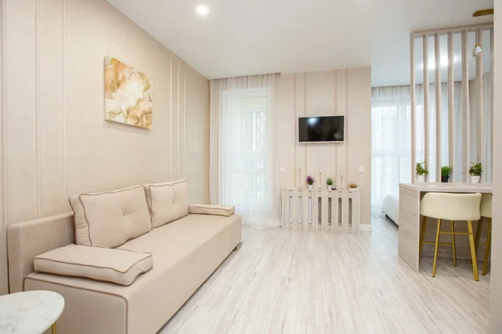 Short-term studio apartment at 24 Aerodromnaya Str., Minsk