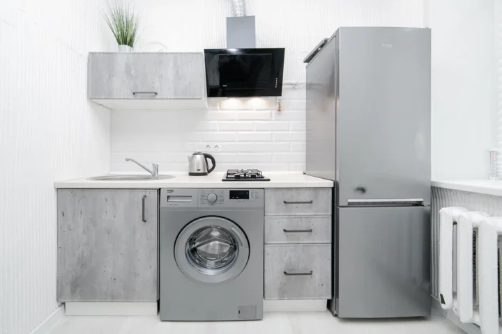 Short-term studio apartment at 2 Amuratorskaya Str., Minsk