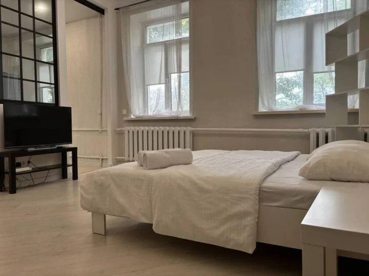 Short-term studio apartment at 2 Amuratorskaya Str., Minsk