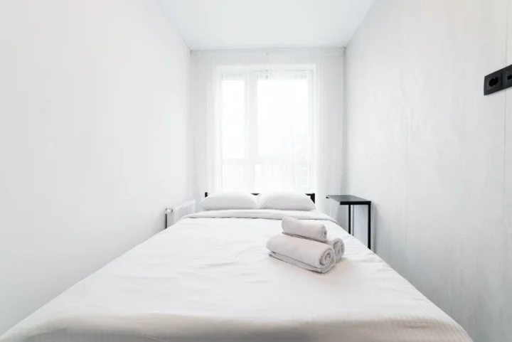 Short-term studio apartment at 11 Bratskaya Str., Minsk