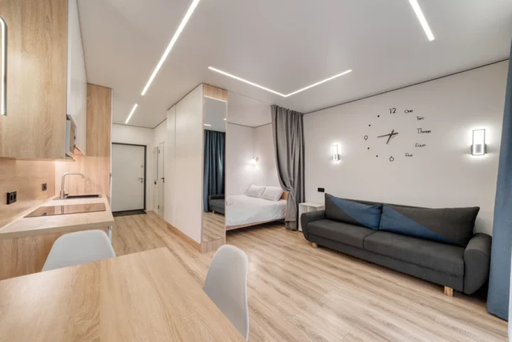 Интерьер квартиры-студии на сутки по адресу: Минск, ул. Братская, 15