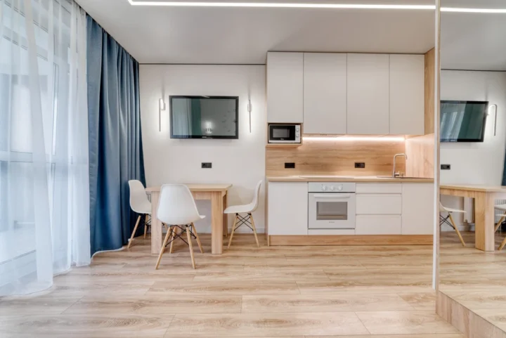 Интерьер квартиры-студии на сутки по адресу: Минск, ул. Братская, 15