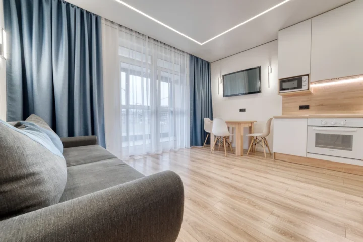 Интерьер квартиры-студии на сутки по адресу: Минск, ул. Братская, 15