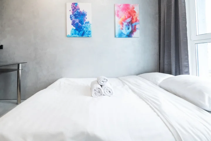 Short-term studio apartment at 9 Bratskaya Str., Minsk