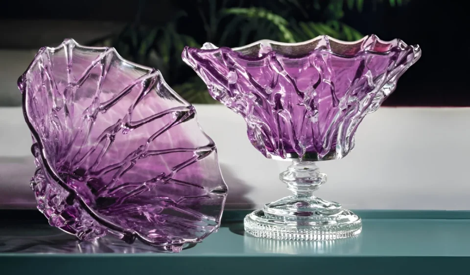 Crystal tableware from Neman brand store in Minsk — a popular souvenir