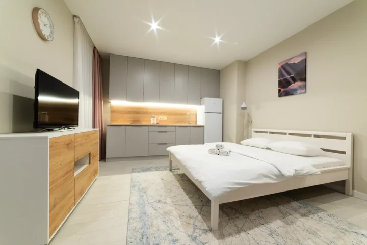 Short-term studio apartment at 23 Igorya Luchenka Str., Minsk