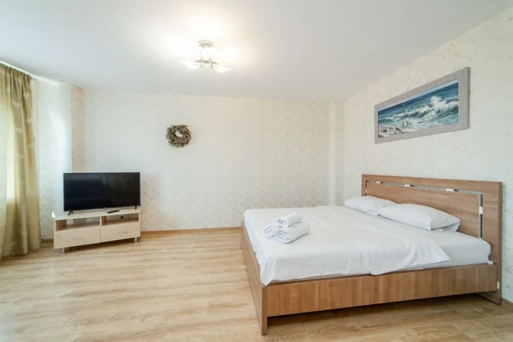 Интерьер квартиры-студии на сутки по адресу: Минск, ул. Левкова, 45