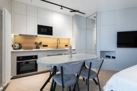 Интерьер квартиры-студии на сутки по адресу: Минск, ул. Михаила Савицкого, 37