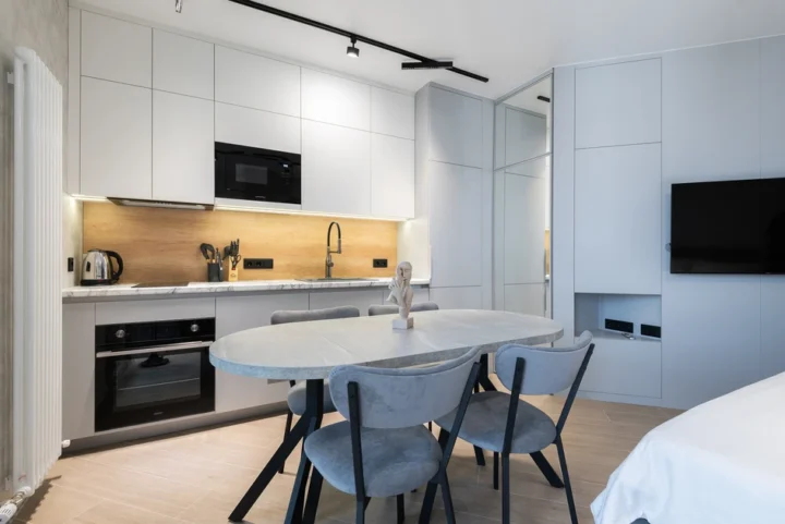 Short-term studio apartment at 37 Mikhaila Savitskogo Str., Minsk