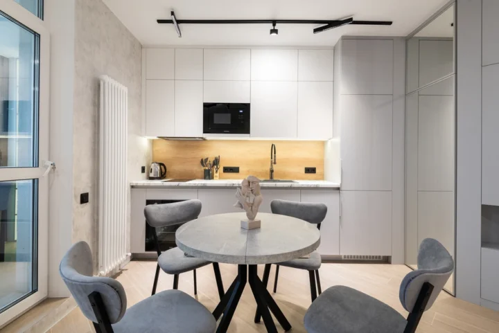 Short-term studio apartment at 37 Mikhaila Savitskogo Str., Minsk