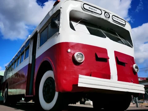 Ретро автобус в необычном музее Минска