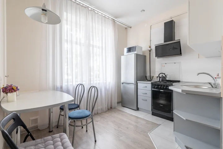 Short-term 1-bedroom apartment at 48 Nezavisimosti Ave., Minsk