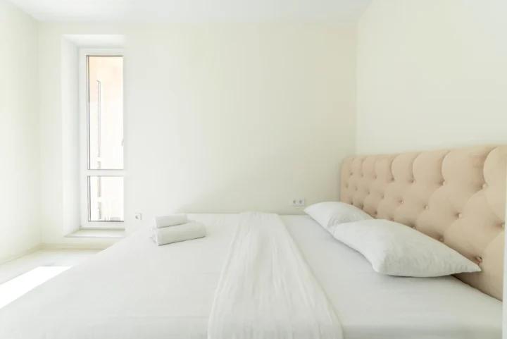 Интерьер 2-комнатной квартиры на сутки по адресу: Минск, пр. Независимости, 88