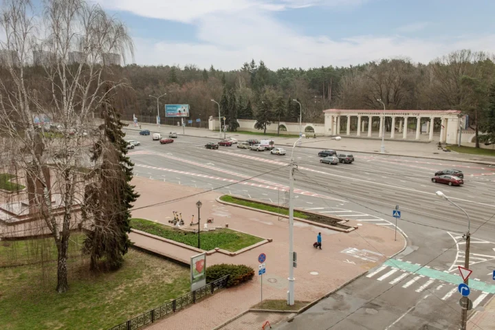 Интерьер 2-комнатной квартиры на сутки по адресу: Минск, пр. Независимости, 89