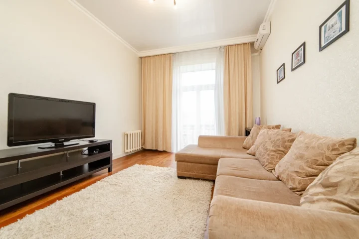Short-term 2-bedroom apartment at 91 Nezavisimosti Ave., Minsk