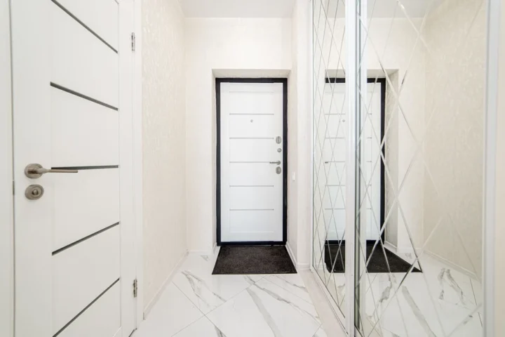 Интерьер квартиры-студии на сутки по адресу: Минск, ул. Николы Теслы, 6