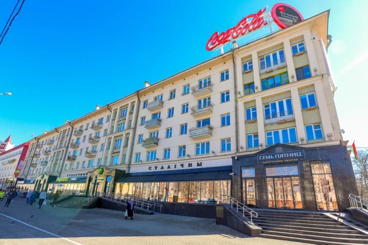 Интерьер 2-комнатной квартиры на сутки по адресу: Минск, пр. Независимости, 52