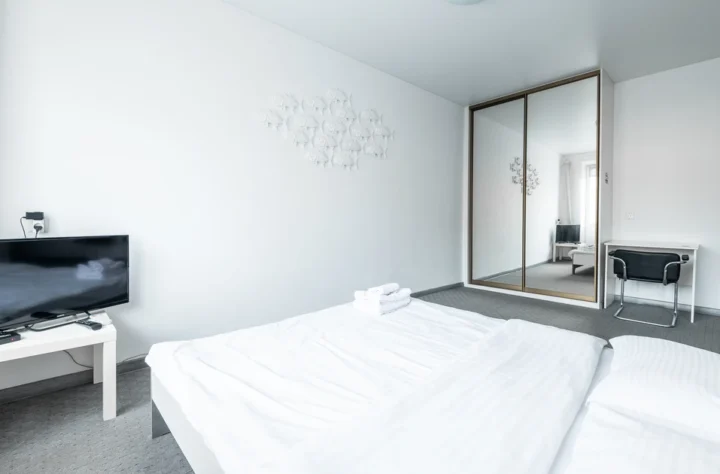 Short-term 1-bedroom apartment at 89 Nezavisimosti Ave., Minsk