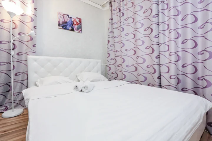 Интерьер 1-комнатной квартиры на сутки по адресу: Минск, ул. Романовская Слобода, 20