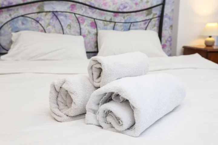 Short-term 2-bedroom apartment at 4d Skryganova Str., Minsk