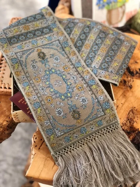 Replica of a Slutsk belt at a souvenir shop in Minsk