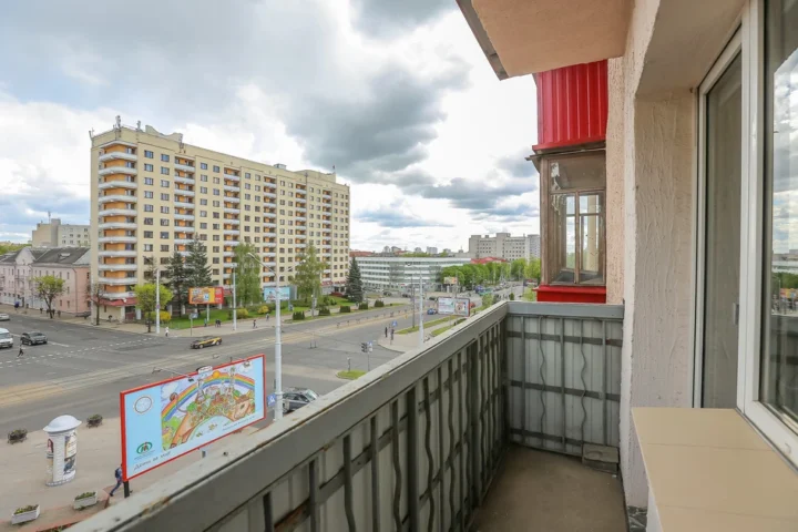 Интерьер квартиры-студии на сутки по адресу: Минск, ул. Сурганова, 36