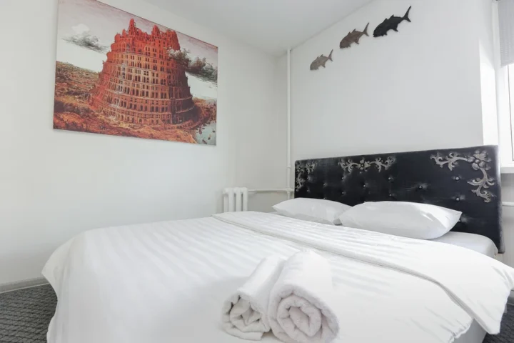 Интерьер квартиры-студии на сутки по адресу: Минск, ул. Сурганова, 36