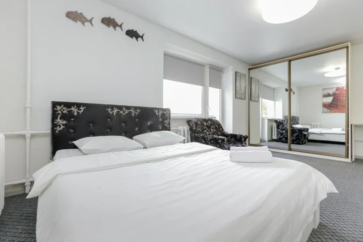 Интерьер квартиры-студии на сутки по адресу: Минск, ул. Сурганова, 36