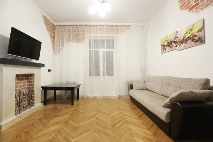 Short-term 2-bedroom apartment at 22 Sverdlova Str., Minsk