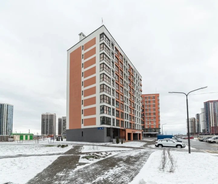 Short-term studio apartment at 19 Igorya Luchenka Str., Minsk