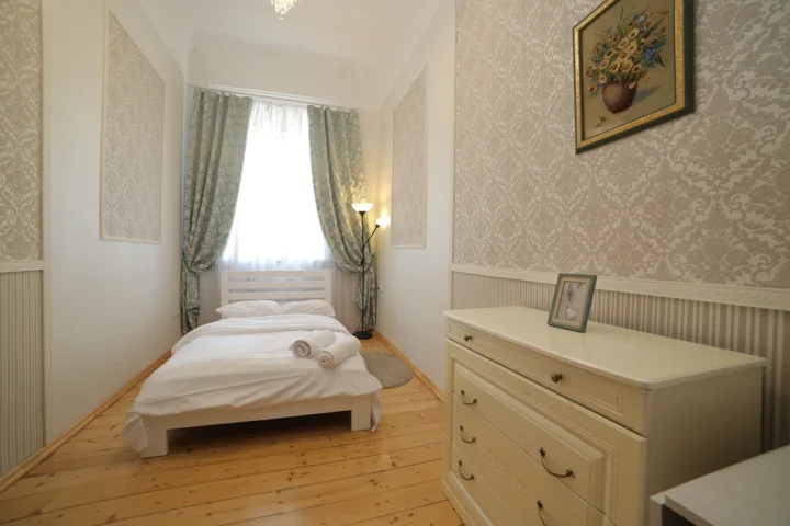 Short-term 2-bedroom apartment at 23 Kirova Str., Minsk
