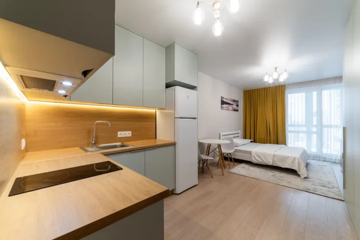 Short-term studio apartment at 13 Igorya Luchenka Str., Minsk