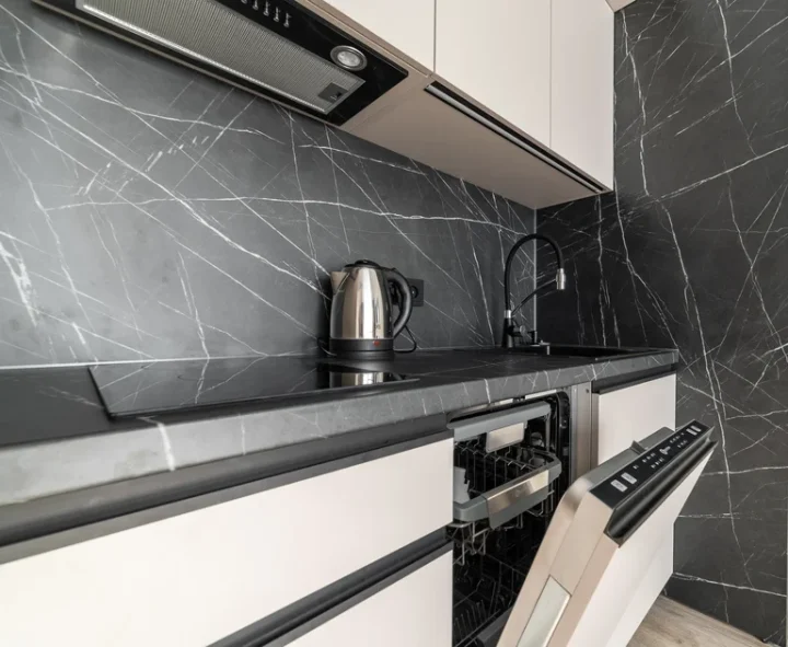 Интерьер квартиры-студии на сутки по адресу: Минск, ул. Николы Теслы, 20