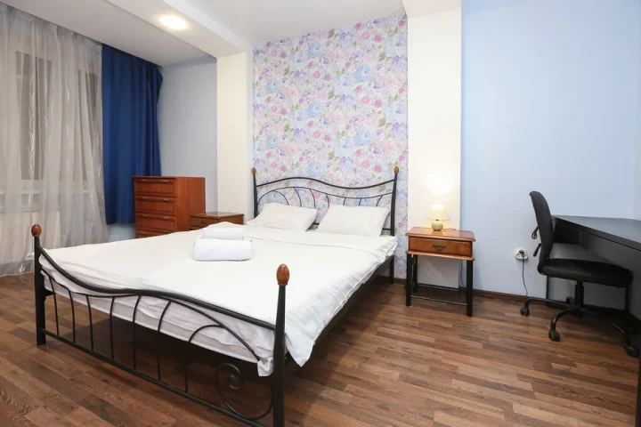 Short-term 2-bedroom apartment at 4d Skryganova Str., Minsk