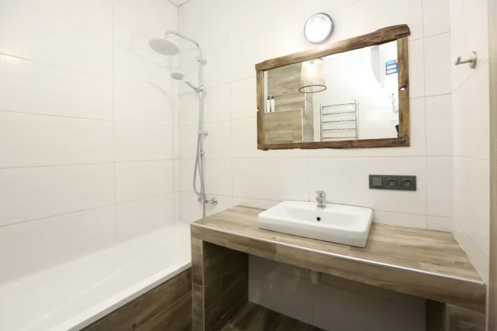 Short-term 2-bedroom apartment at 40 Voronyanskogo Str., Minsk