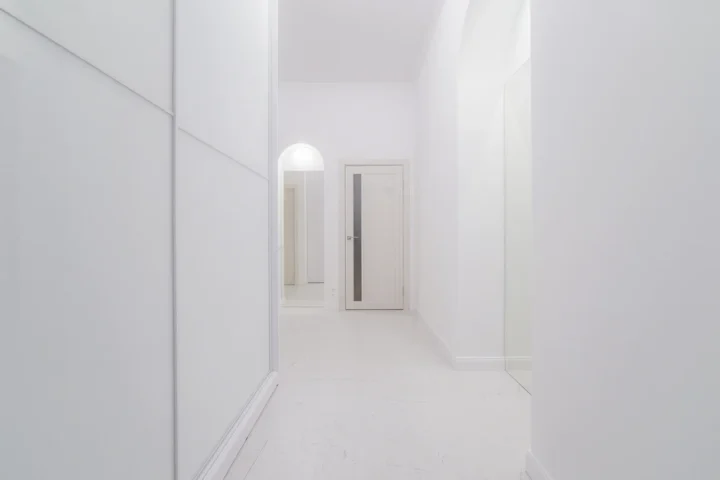 Short-term 2-bedroom apartment at 27/1 Yakuba Kolasa Str., Minsk