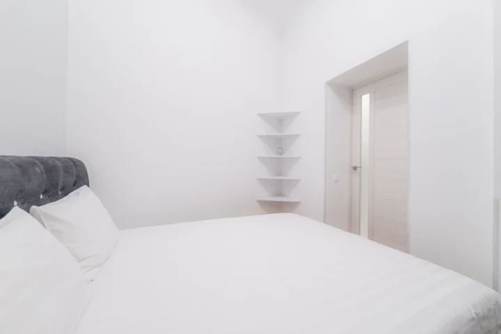 Short-term 2-bedroom apartment at 27/1 Yakuba Kolasa Str., Minsk